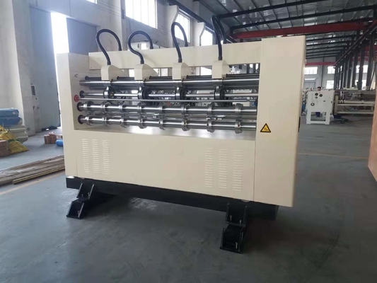 Hochautomatische Schnittermaschine aus Wellpappe