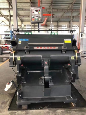 Stempelschneidene und faltende Maschine 1400*1000 Millimeter der halb automatische Pappeml1400