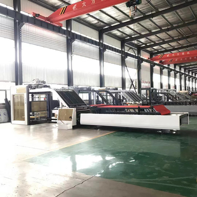 Volle automatische Hochgeschwindigkeitsflöten-lamellierende Maschine 1300mm bis 1600mm 10KW