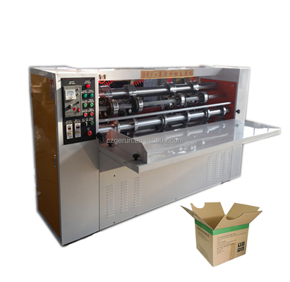 Halbautomatische Schneidemaschine für Wellpappe mit individuell angepasstem Klingenkantenwinkel und Klingenstärke
