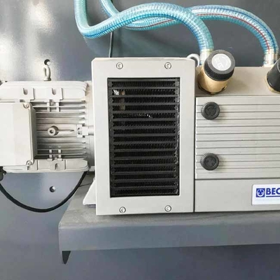 Kundenspezifischer Kasten-gewölbte lamellierende Papiermaschine 30KW