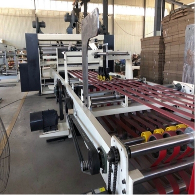 Anpassbares perfekt gewölbtes Papier Flexo Folder Gluer Maschine Halbautomatisch