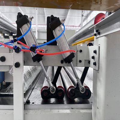 180 m/min Produktionslinie für doppelfaches Wellpappe mit pneumatischer Druckplatte und 2-teiligem Proportionsventil