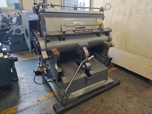 ML1200 Manuelle Wellpappe-Stanzmaschine mit 20 Stück/min Geschwindigkeit und 1200 * 830 mm Größe mit vier Sicherheitssystemen