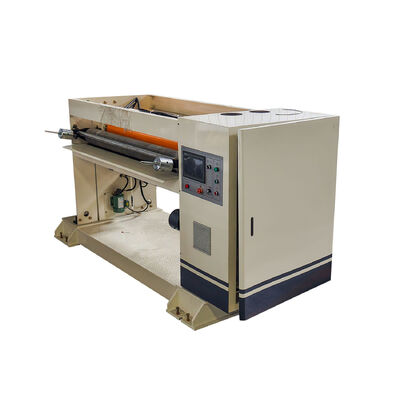 Spannung 380V 5 Schicht Wellpappe Produktionslinie mit Hauptantrieb Servomotor 22 KW Leistung und konsistente Wellpappe
