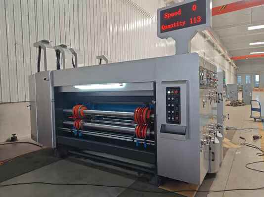 Automatische Flexodruckmaschine mit integriertem Trocknungssystem, präziser Spannungsregelung und einer Geschwindigkeit von 100-130 m/min für den Druck von Wellpappkartons