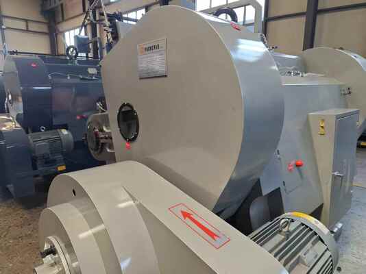 ML1500 Model Semi Automatic Corrugated Carton Die Cutting Machine with Electric Suction Plate Brake Clutch and Four Insurance Parts for Enhanced Safety