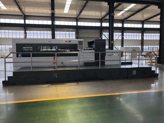 Stempelschneidene Maschine des rotierenden gewölbten Karton-24.5KW für Kästen